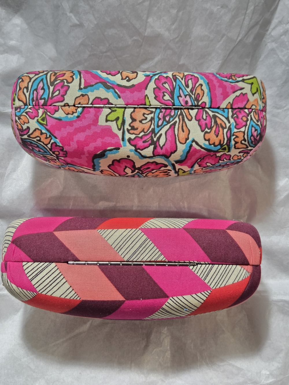 Vera Bradley Set Of 2 Pink Multi Patterned Sunglass Cases - NWOT - Picture 4 of 6